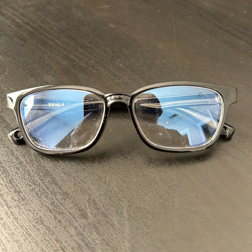 Anti Blue Light Glasses for Kids. Color- black rim. Size- one size.